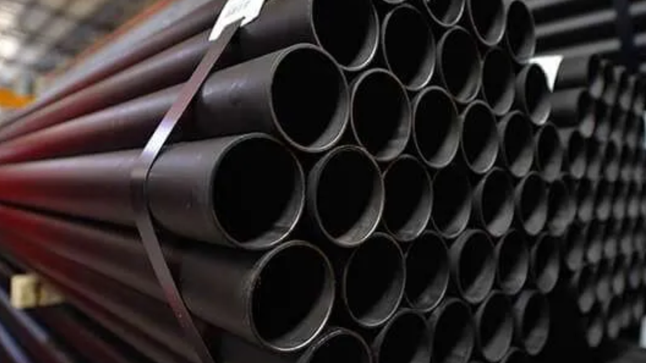 What Types Of Steel Pipes Are Commonly Manufactured?